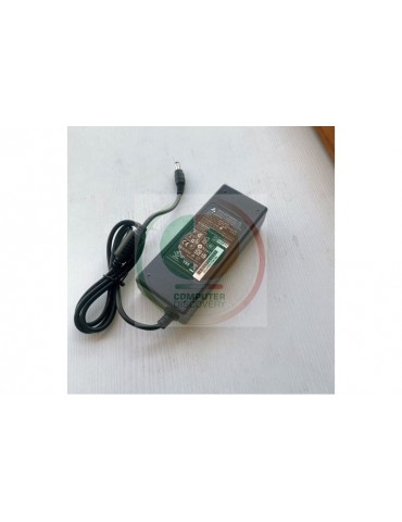 ALIMENTATORE UNIVERSALE 24V 2A